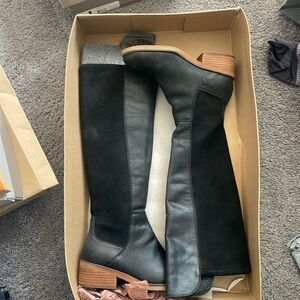 Lucky brand leather/ suede high boots size 7